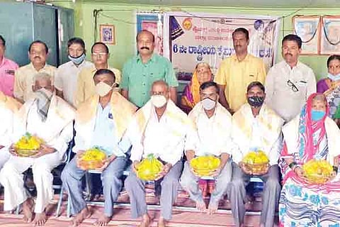 7 GAJENDRAGAD 1