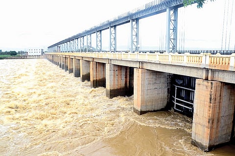 Singataluru Barrage Huvinahadagali
