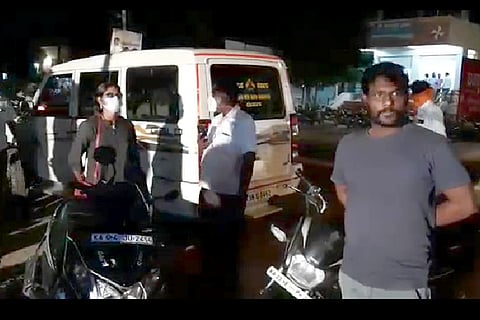 TahsildarSanthoshiRani, Ganesha, Awaz,