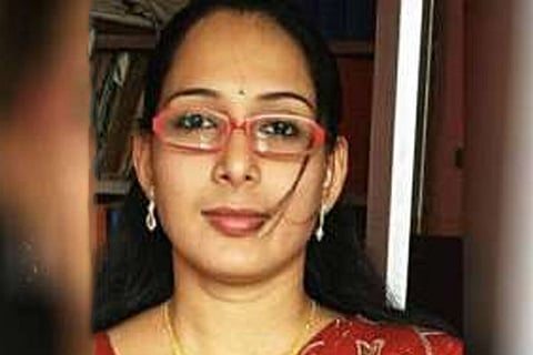 Woman Suicide'