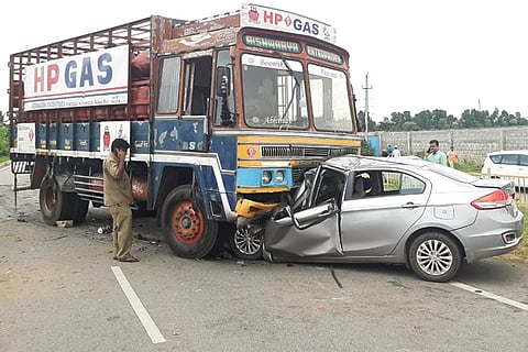 car-lorry accident