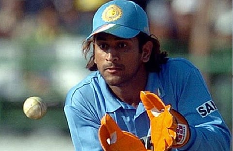 dhoni song