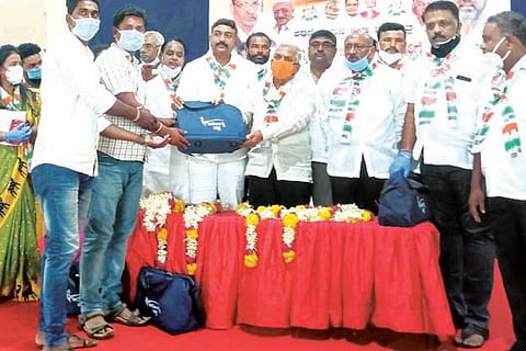 10-Athani-01-Web
