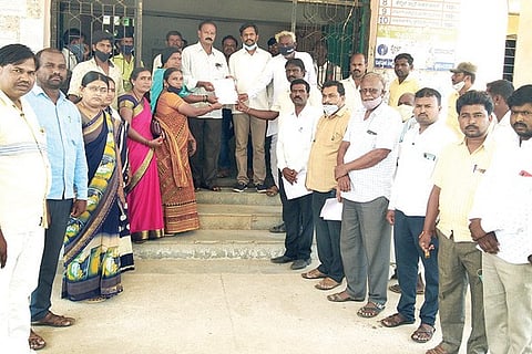 100920 Yalaburga Congress Appeal