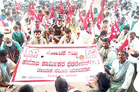 230920 Yalaburga State Hamali Fedration Protest