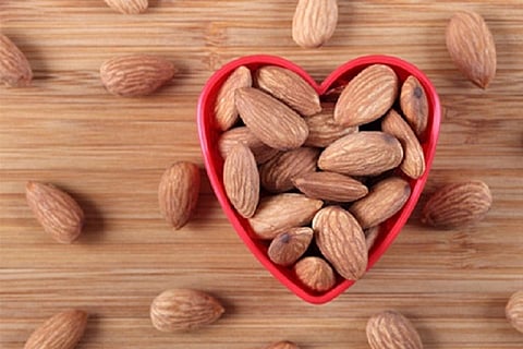 Almond-and cardiac-health