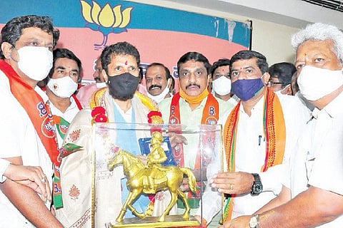CT Ravi in BJP Office