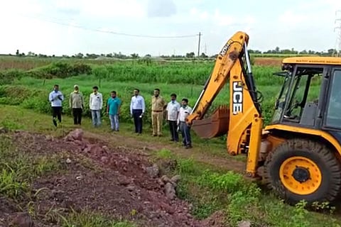 JCB