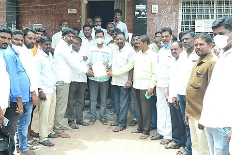04102020 Manvi Protest