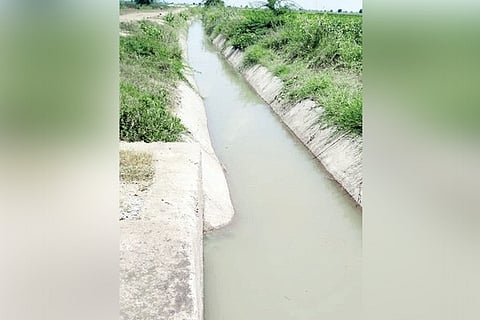 101020 Kuriganuru Distrubuter Canal