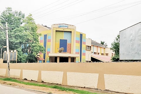 14-10-rama-srirama therater