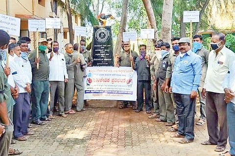5MDG4