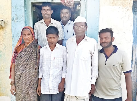 8 GAJENDRAGAD 1