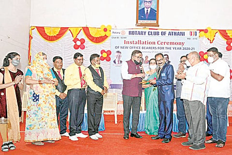 8Athani1-Web