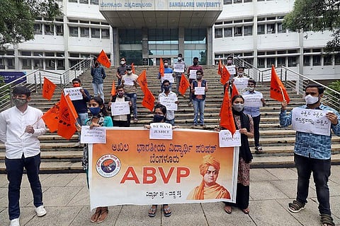 ABVP Protest infront of bengluru university