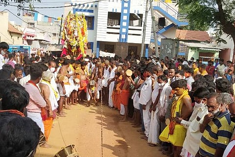 Hiriyur Mylaralingheshwara Swamy sarapali pavada