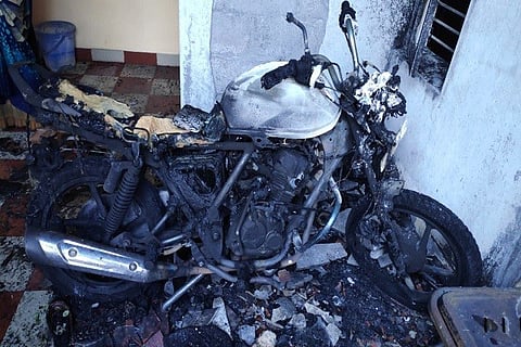 Jnanabharathi LPG Blast bike burned