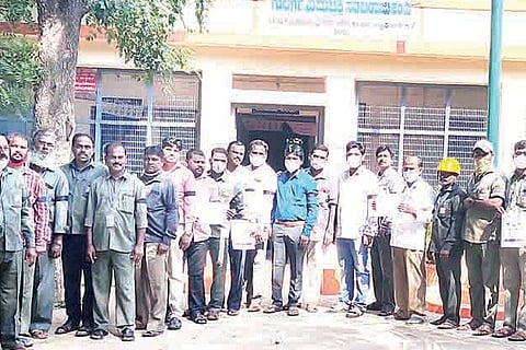 Kampli Jescom Employees Protest