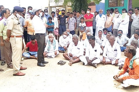 Kurugodu Road Traffic Strike