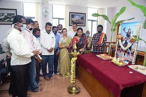 chamarajnagara dc office kittur rani channamma program