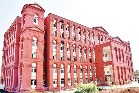 h13-Court