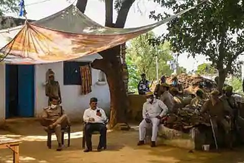 hathras-village