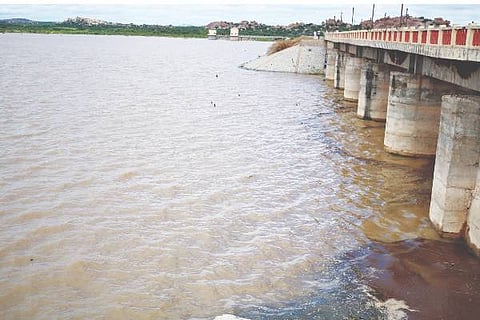 molakalmuru rangayyanadurga lake