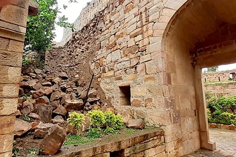 savadatti kote