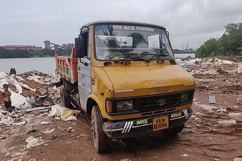 waste disposal in Phalguni river