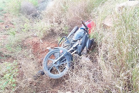 04112020 Mudgal Bike accident