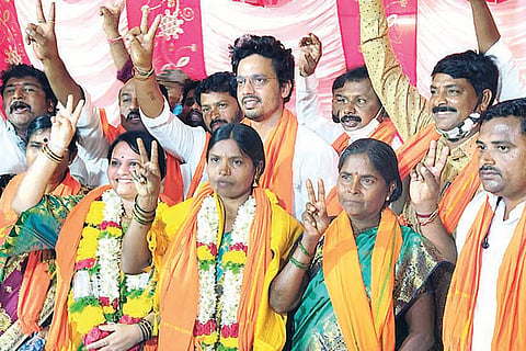 061120 Kampli Municipality BJP Select
