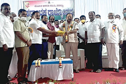 1SAVADATTI 1-Web
