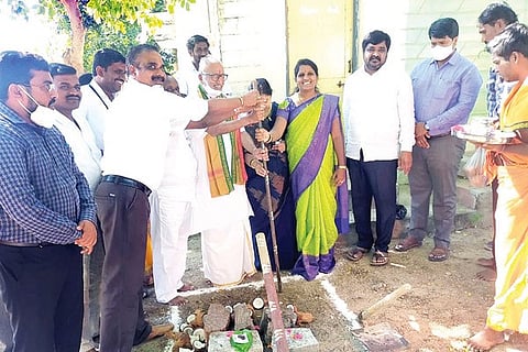 21112020 Sindhanour MLA Venkatrao Nadagowda