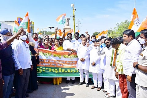 22112020 Koppal Congress Protest