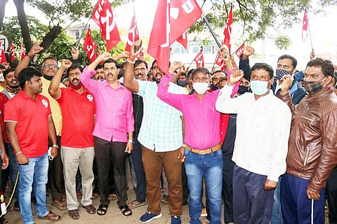 26 Nela ph 1 CITU protest Meravanige