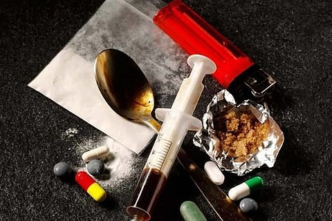 Drugs 9