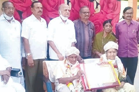 Kondlahalli, farmer couple, Honour,