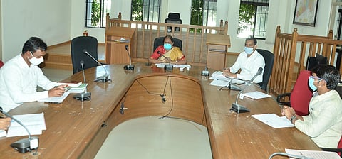 MEETINIG