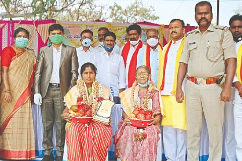 Molakalmuru, Taluk Office, Rajyotsava, Felicitation,