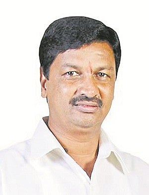 RAMESH JARKIHOLI