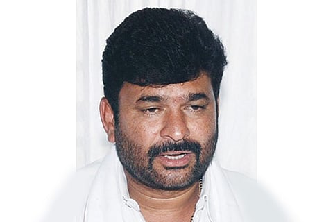 Vinay Kulkarni 345