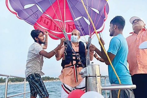 parasailing boat