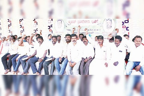 151220 Ballari Jagajeevan ram Vedike Protest