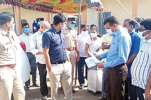 221220 Ballari DC Visit Tolamamidi GP