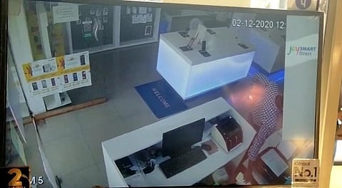 VideoCapture_20201203-095323.jpg
