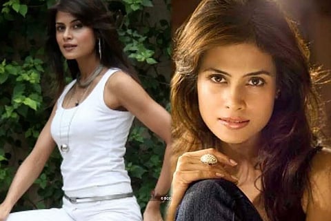 arya10