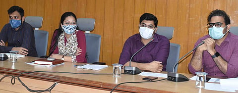 dho office meeting