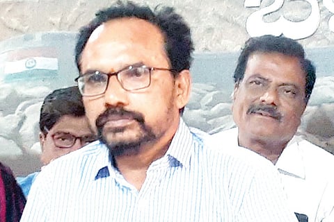 050121 Ballari Social Worker Mekala Eshwara Reddy