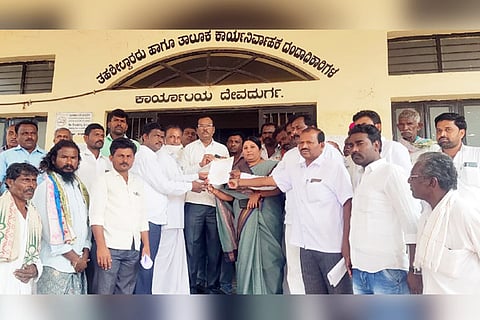 19012021 Devadurga protest