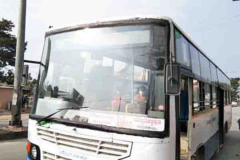 25-vij-3b-bus BMTC-dara aneka